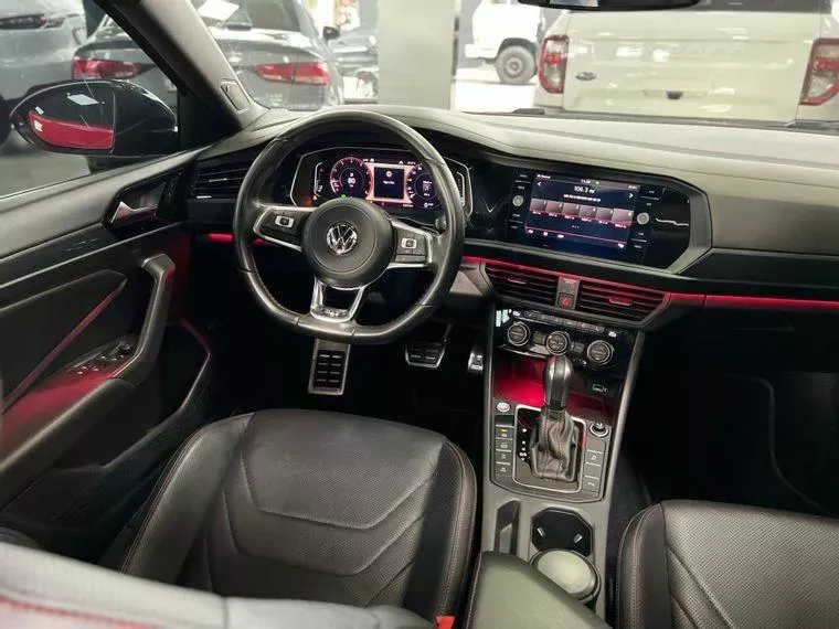 Volkswagen Jetta Vermelho 8