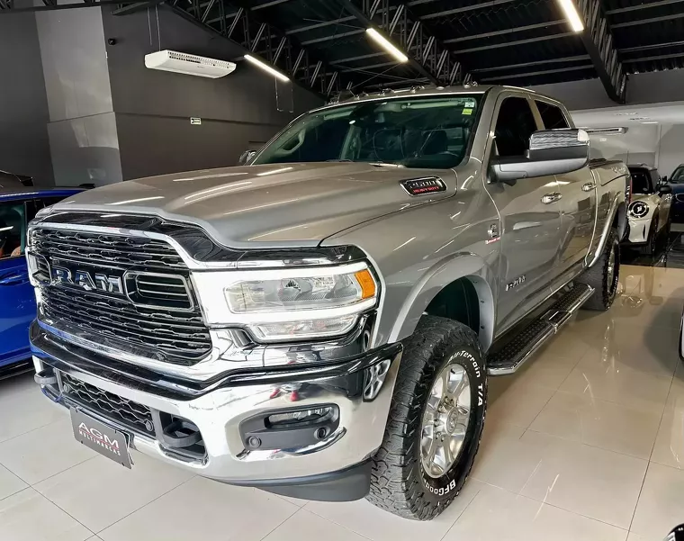 Dodge RAM Prata 1