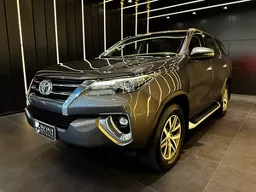 Toyota Hilux SW4