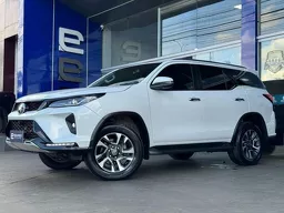 Toyota Hilux SW4