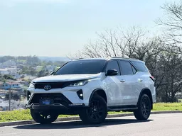 Toyota Hilux SW4