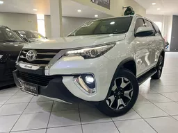 Hilux SW4