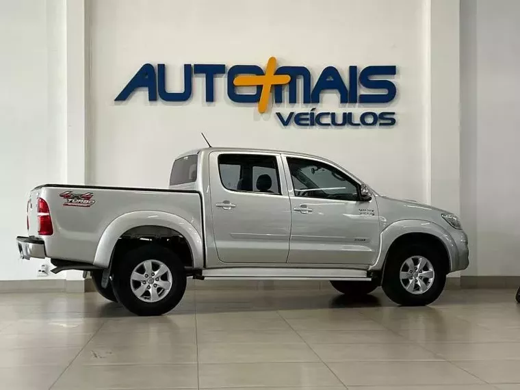 Toyota Hilux Prata 7