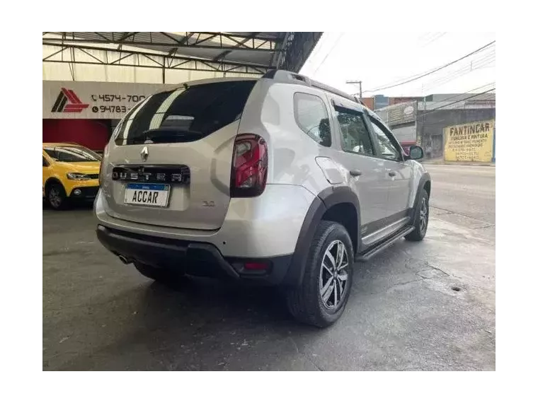 Renault Duster Prata 6