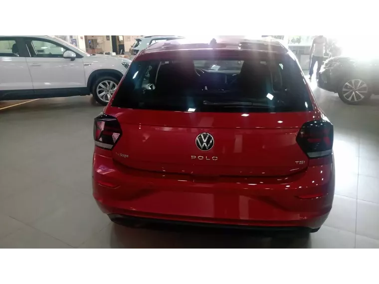 Volkswagen Polo Hatch Vermelho 5