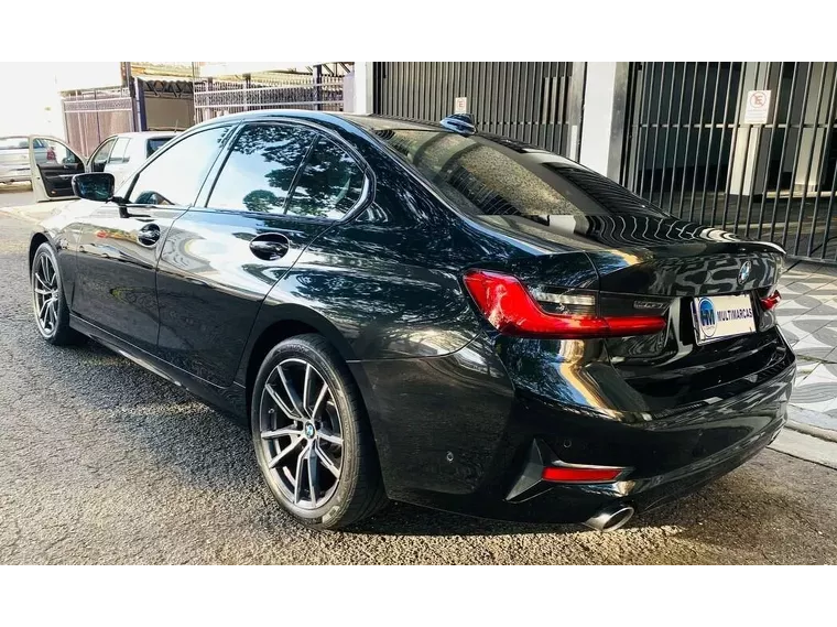 BMW 320i Preto 8