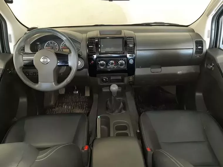 Nissan Frontier Prata 7