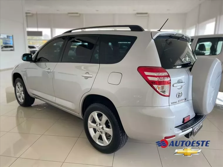 Toyota RAV4 Prata 1