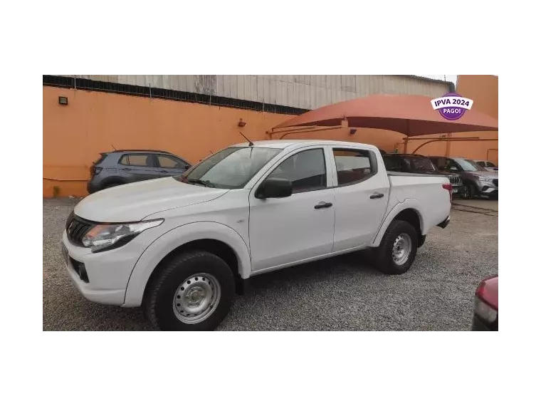 Mitsubishi L200 Branco 1