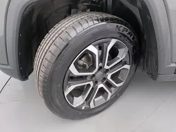 Jeep Commander