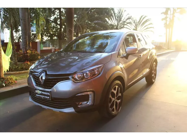 Renault Captur Cinza 3