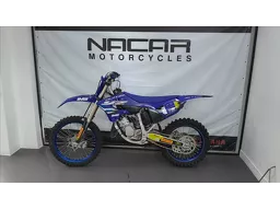 YZ