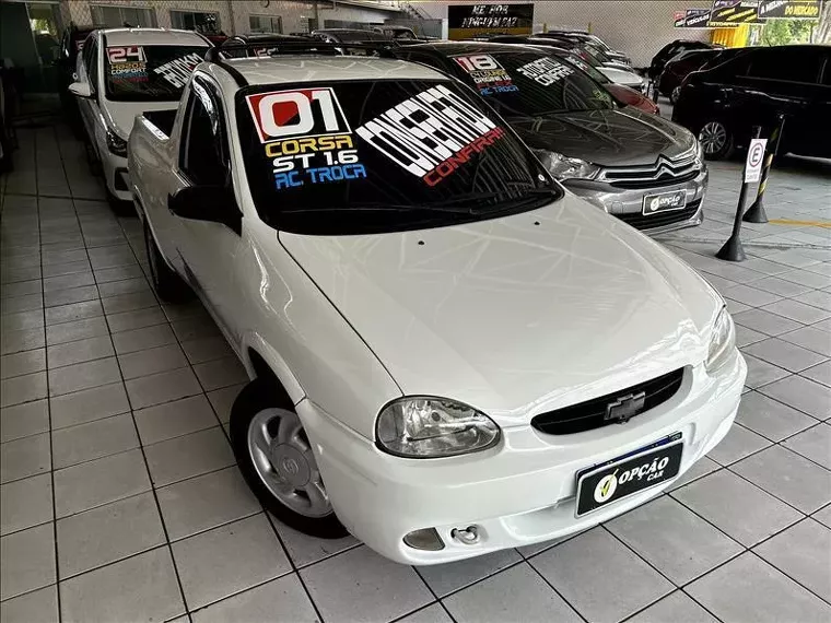 Chevrolet Corsa Branco 3