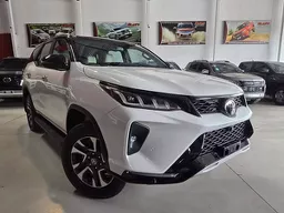 Toyota Hilux SW4