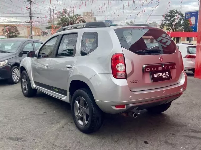 Renault Duster Prata 7