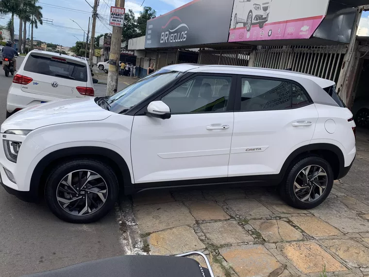 Hyundai Creta Branco 11