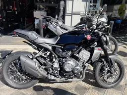 CB 1000
