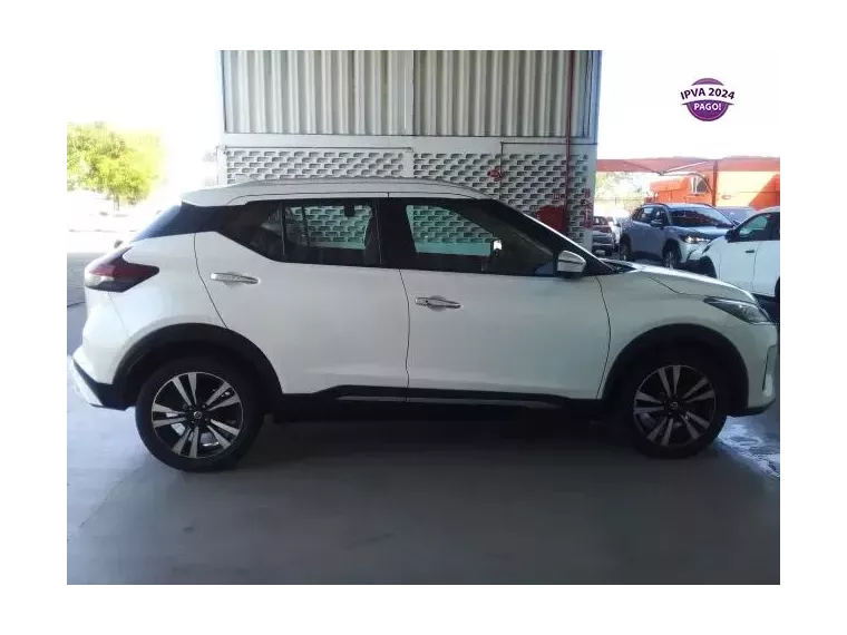 Nissan Kicks Branco 3