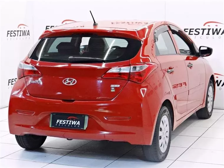 Hyundai HB20 Vermelho 9