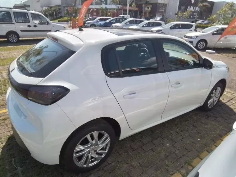 Peugeot 208 Branco 8