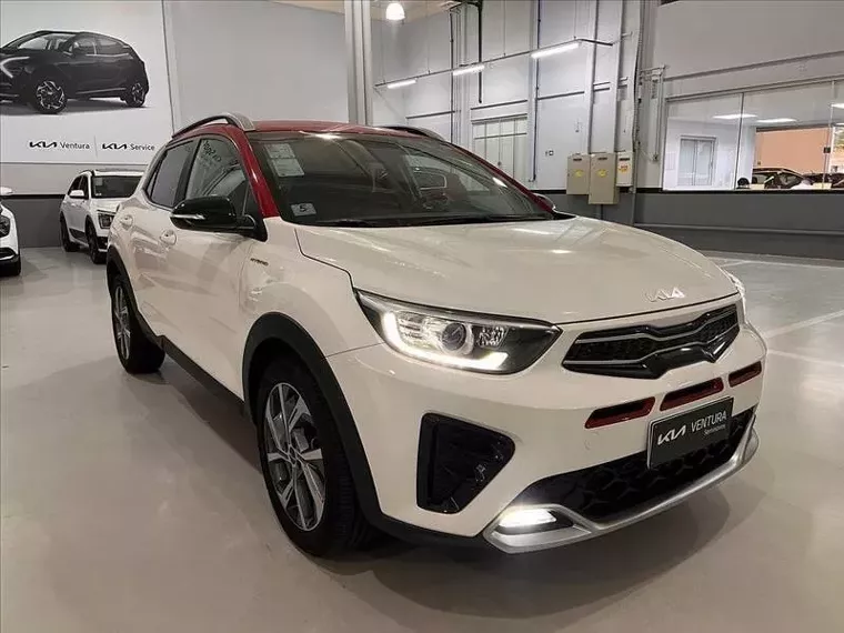 KIA Stonic Branco 15