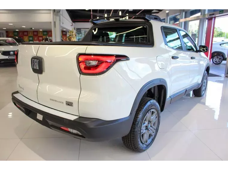 Fiat Toro Branco 5