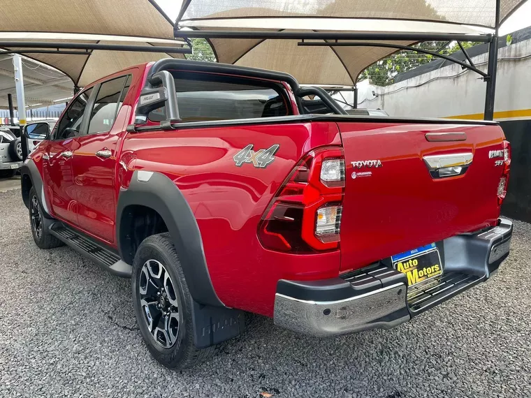 Toyota Hilux Vermelho 11