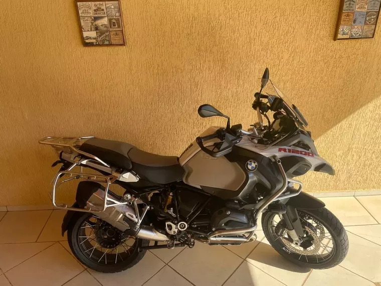 BMW R 1200 GS Branco 3