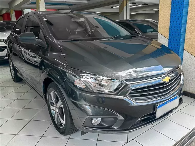 Chevrolet Onix Cinza 5