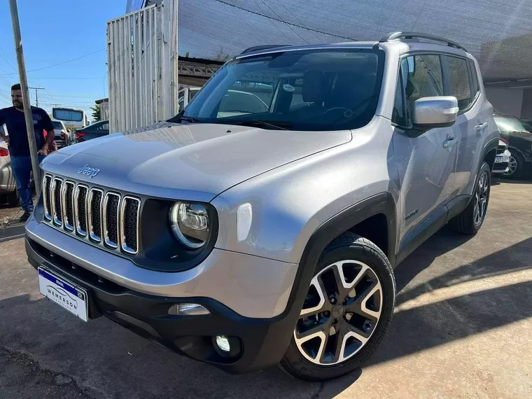 Jeep Renegade Prata 12