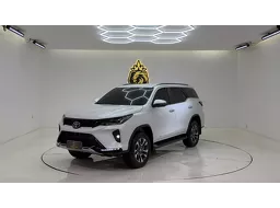 Toyota Hilux SW4
