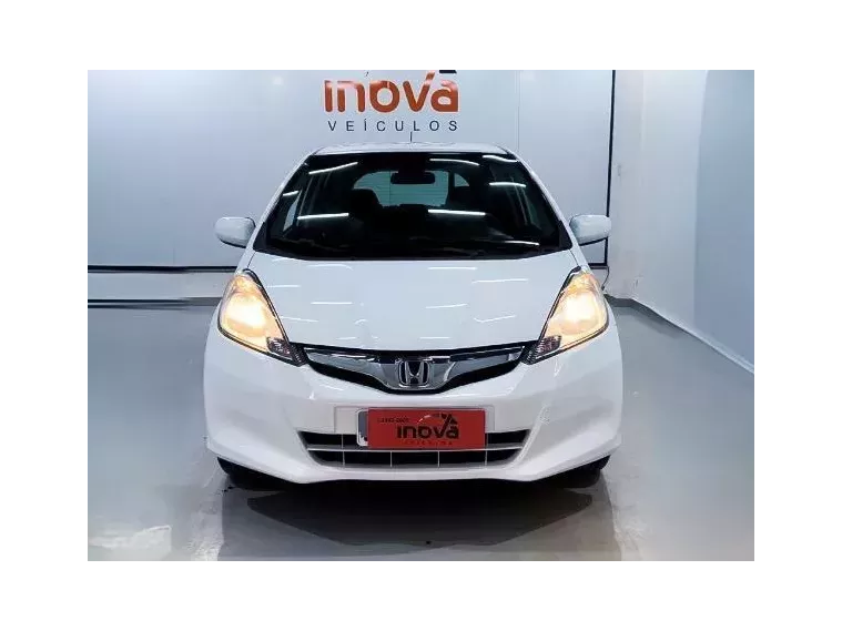 Honda FIT Branco 9