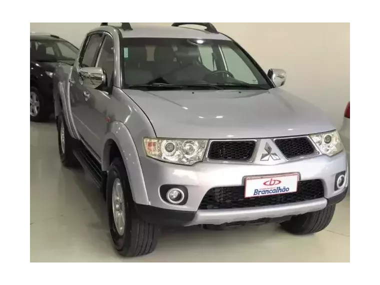 Mitsubishi L200 Triton Prata 2