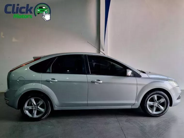 Ford Focus Prata 2