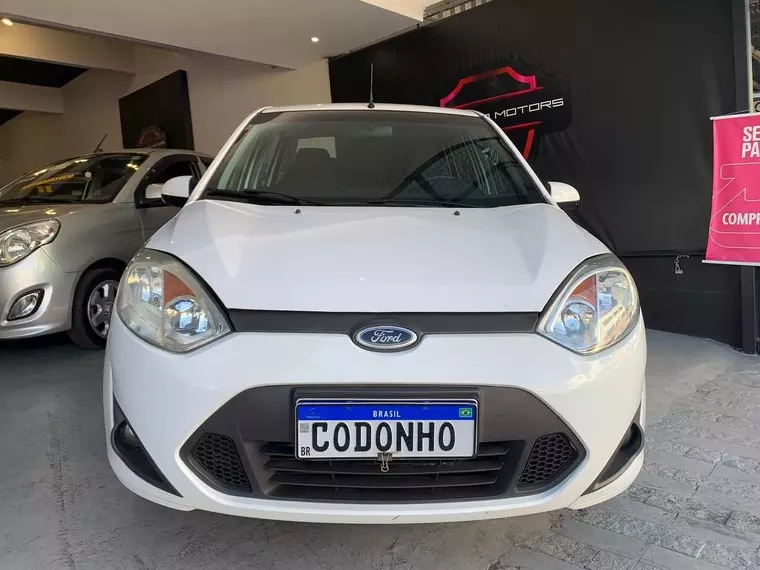 Ford Fiesta Branco 6