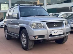 Mitsubishi Pajero TR4