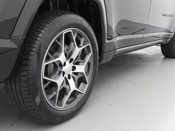 Jeep Commander