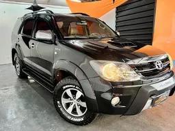 Toyota Hilux SW4