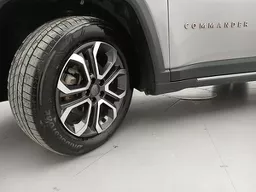 Jeep Commander