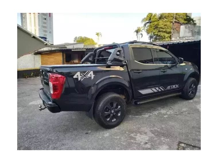 Nissan Frontier Preto 8