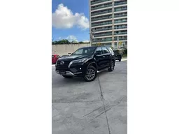 Toyota Hilux SW4