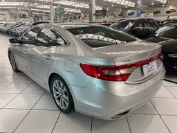 Hyundai Azera