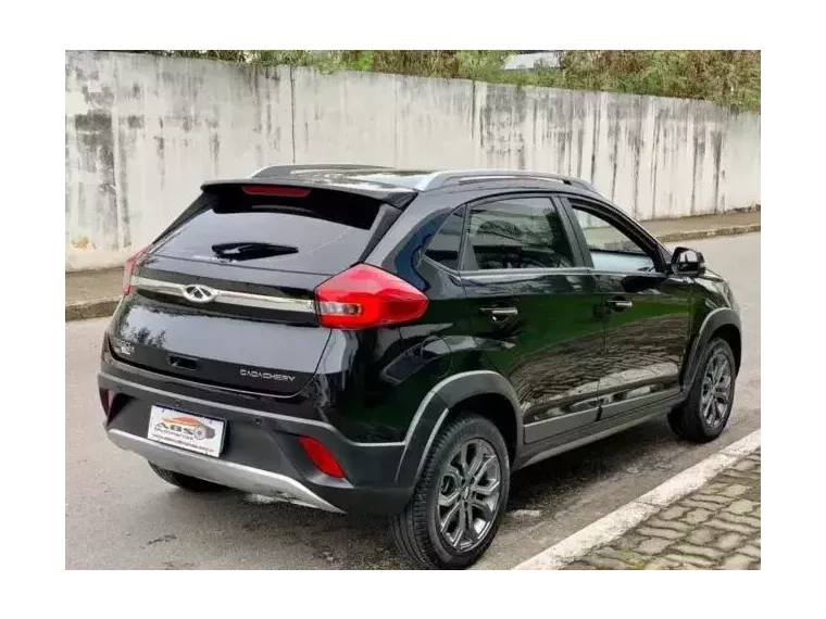 Chery Tiggo 2 Preto 8