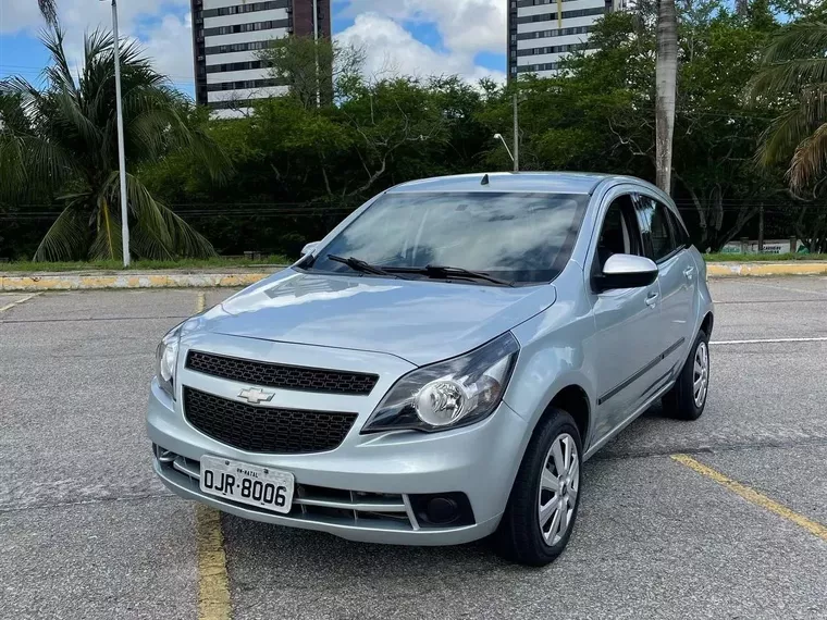 Chevrolet Agile Prata 4