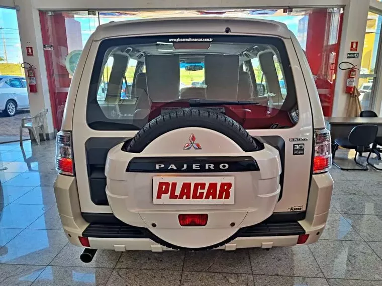 Mitsubishi Pajero Full Branco 2