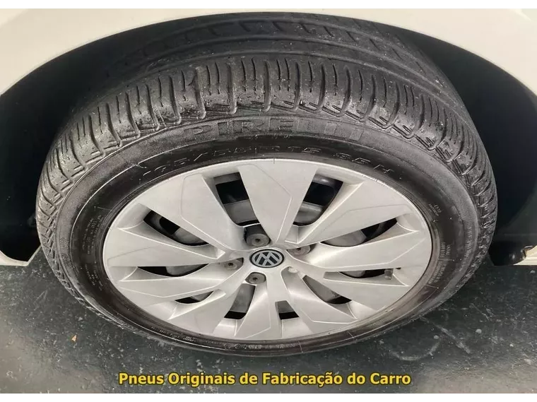 Volkswagen Fox Branco 9