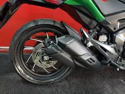 Bajaj Dominar