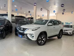 Toyota Hilux SW4