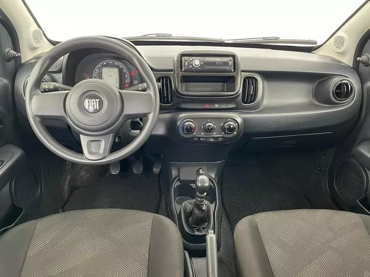 Fiat Mobi Prata 16