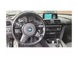 320i